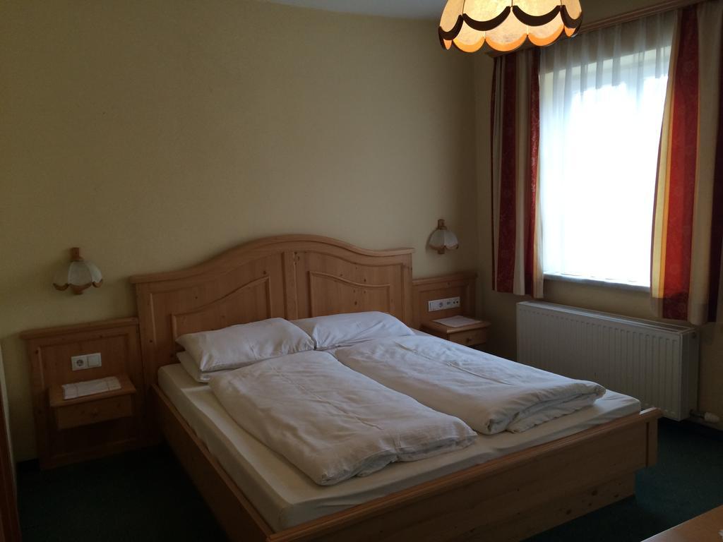 Gasthof Knappenwirt Tamsweg Buitenkant foto